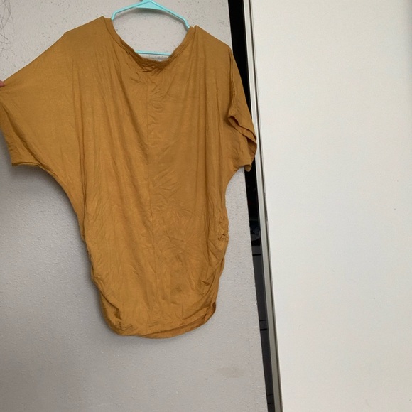 XXL yellow SS top. - Picture 4 of 7